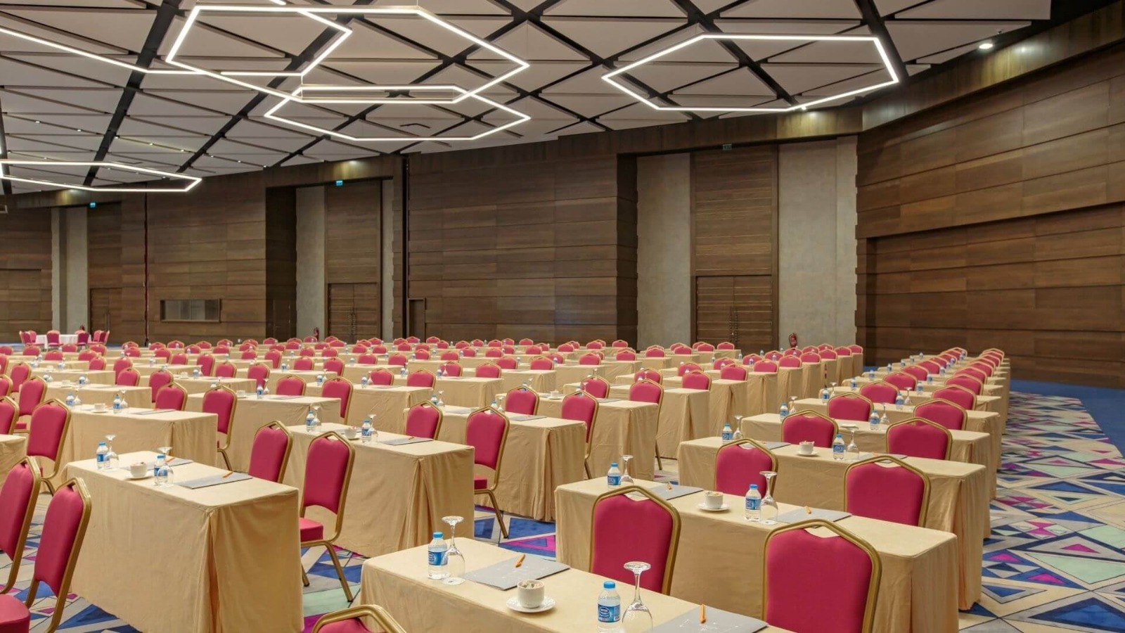 Royal Seginus Conference Hall